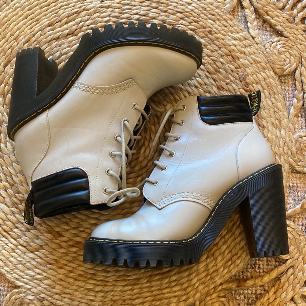 sold on Ⓜ️: RARE Dr Martens Averil Boot Heels in Alpaca sz 7 - Picture 3 of 8